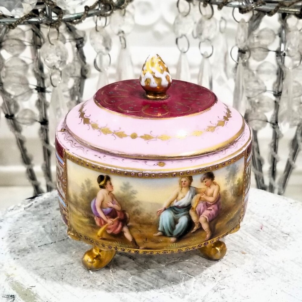 Royal Vienna Austria Footed Pink & Gold Gilt Sugar Jar Cabaret Moriage Victorian